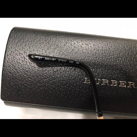 Burberry Sunglasses - Picture 3 of 6